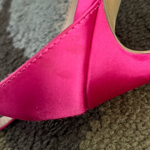 Pink high heels - Picture 9 of 10